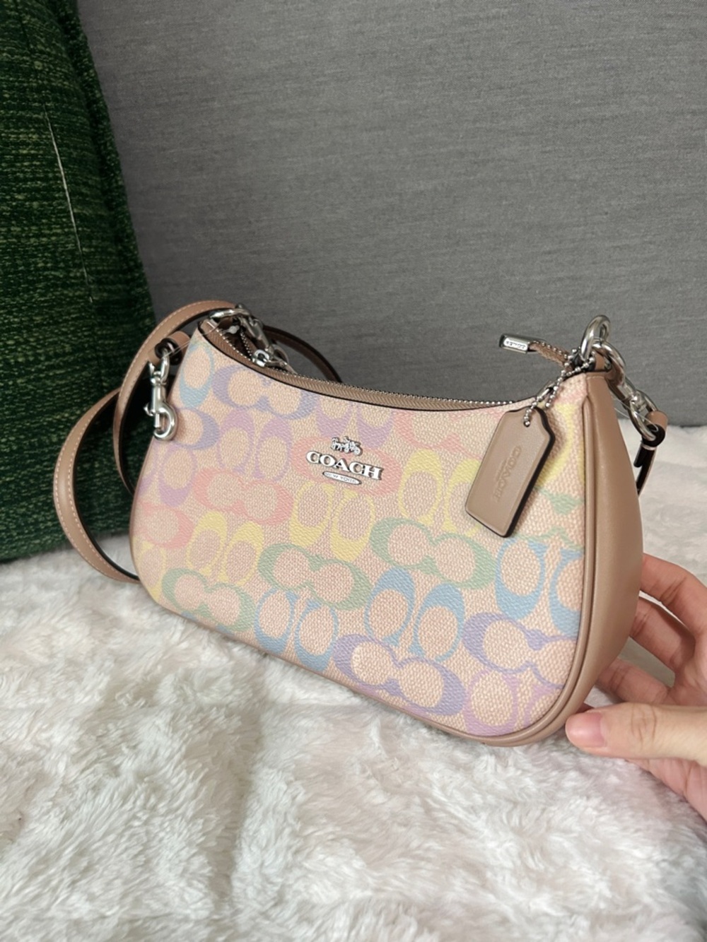 NWT🌈Coach Teri Shoulder Bag Crossbody In Rainbow Signature Canvas CDA91 Y2K - Picture 9 of 9